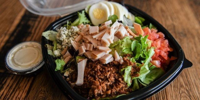 Cobb Salad Boxed Lunch