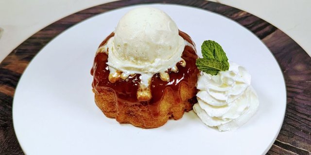 Butter Toffee Cake