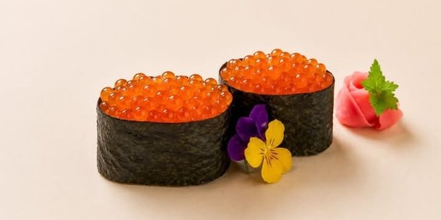 Ikura Nigiri (2 Pcs)