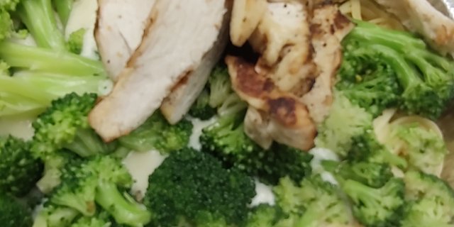 Chicken Broccoli Alfredo