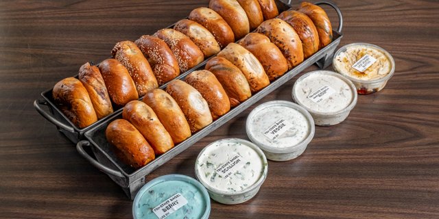 Artisan Bagel & Schmear Box