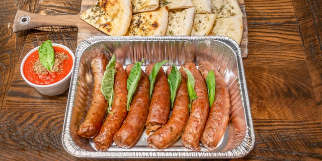 Sausages & Sauce