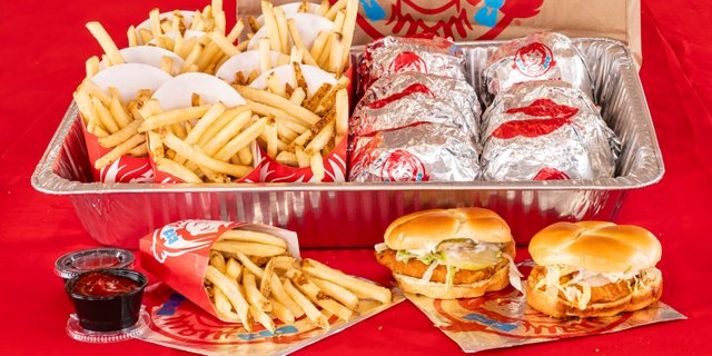 Basic Homestyle Chicken Sandwich Bundle