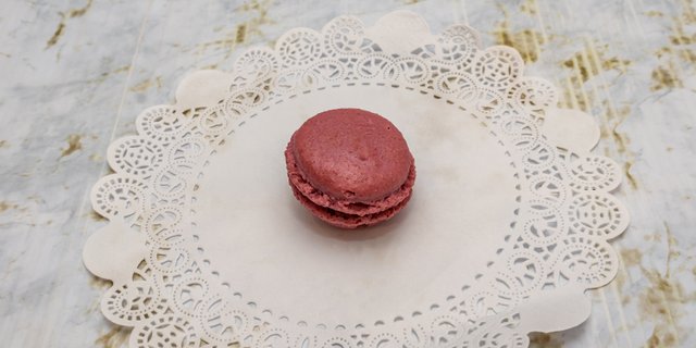 Lavender White Chocolate Macaron