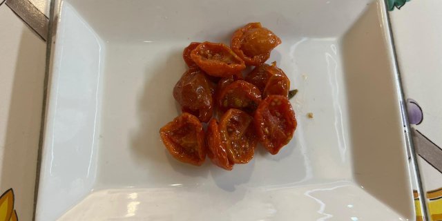 Semi-Dry Tomatoes
