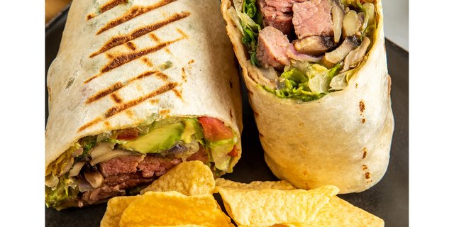B's Iron Steak Wrap Boxed Lunch Box