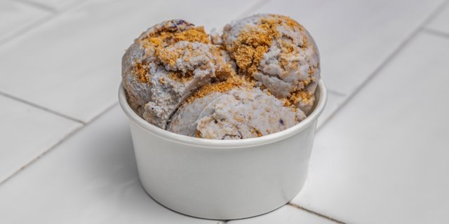 Blueberry Cheesecake Ice Cream