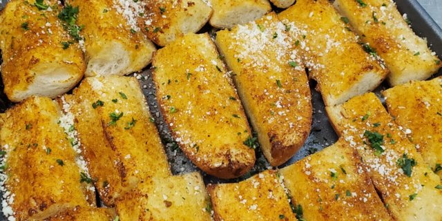Homemade Garlic Bread