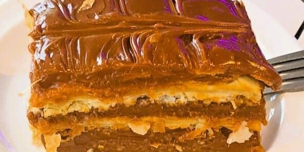 Mil Hojas de Leche Cake