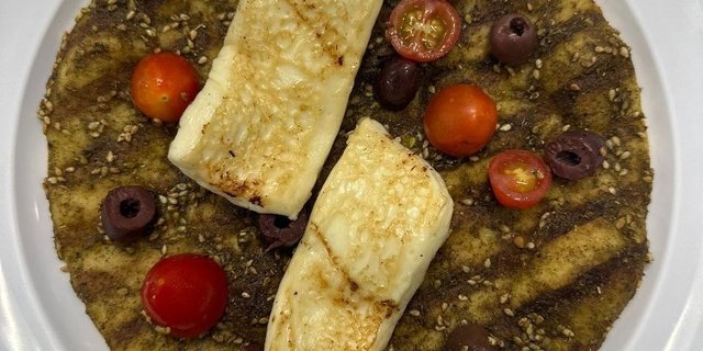 Haloumi Wrap