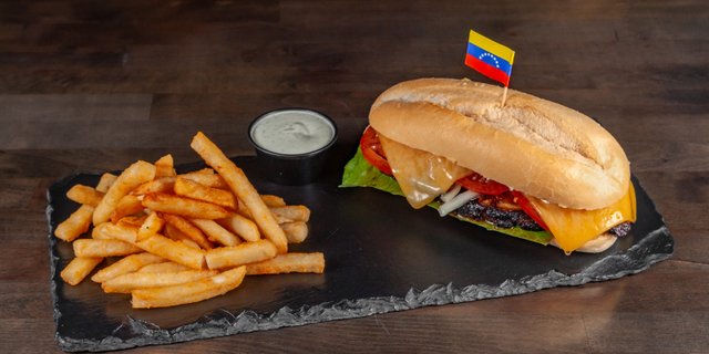 Pernil Sandwich