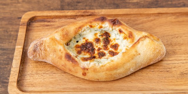 Three Cheese & Chives Fetayer