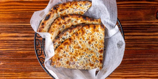 Cheese Naan