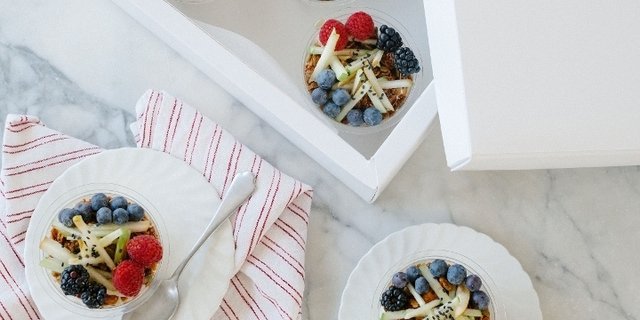 Mixed Berries Petit Muesli Cups (10)