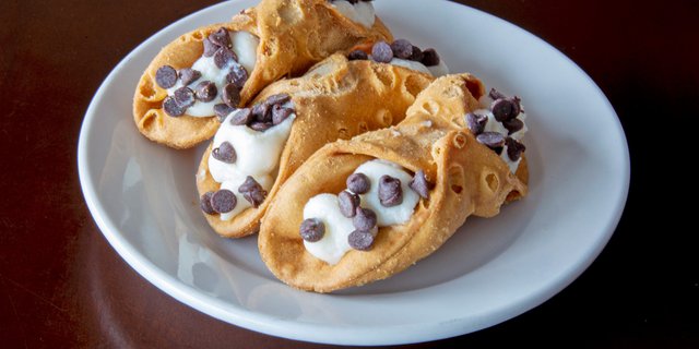 Cannoli