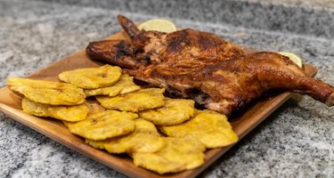 Pollo Lounge & Grill