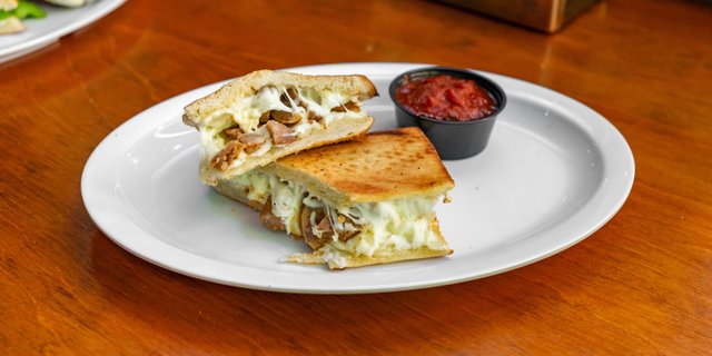 Italian Sausage Sandwich