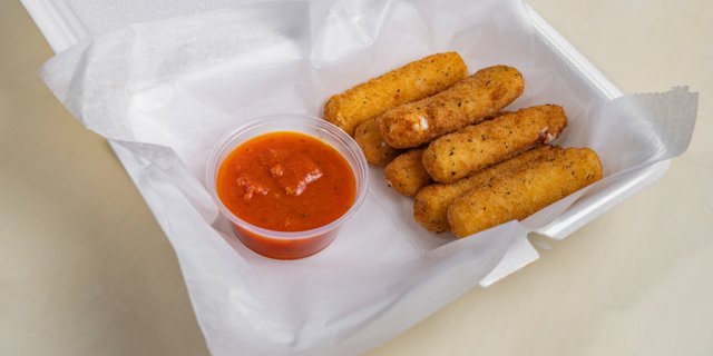 Mozzarella Sticks