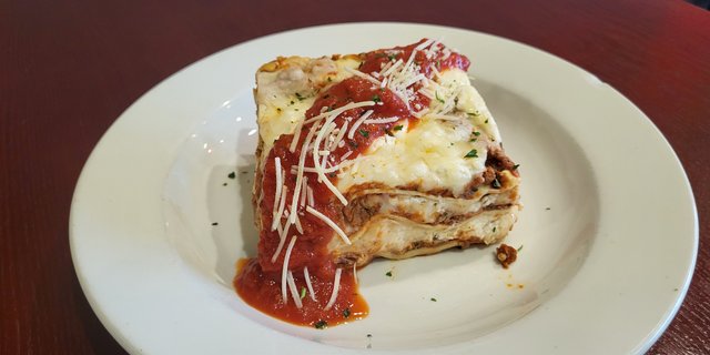 Classic Lasagna