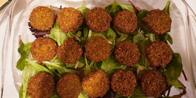 Falafel w/ Hummus