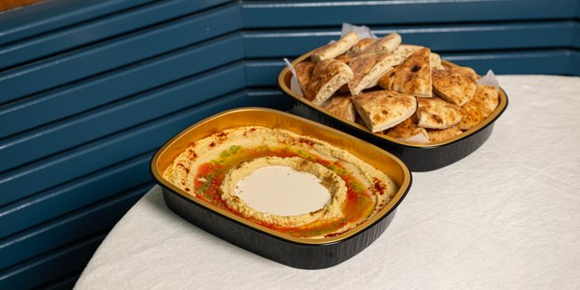 Hummus w/ Pita