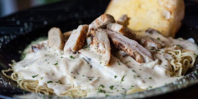Chicken Alfredo
