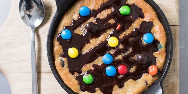 M&M Cookie Skillet