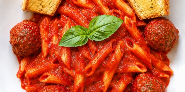 Ziti w/ Marinara Sauce