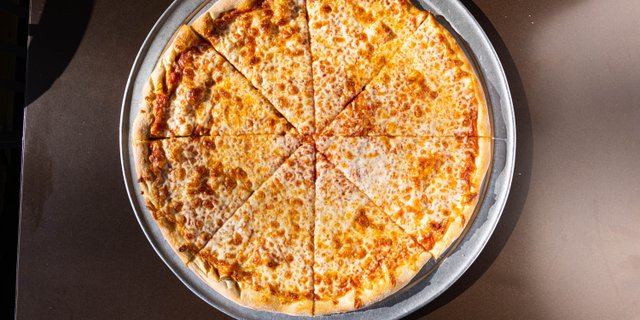 Cheese & Tomato Sauce Pizza
