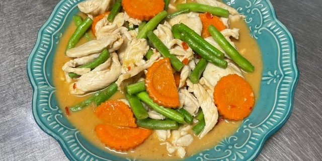 Pinto Peanut Sauce Entree