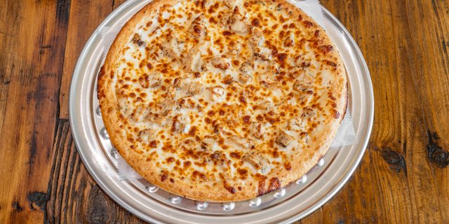 Chicken Alfredo Pizza