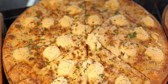 White Pizza Pie