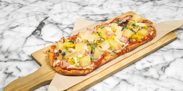 Hawaiian Flatbread