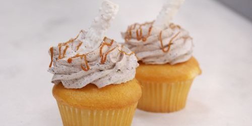 Golden Oreo Cupcake - Yellow Sponge