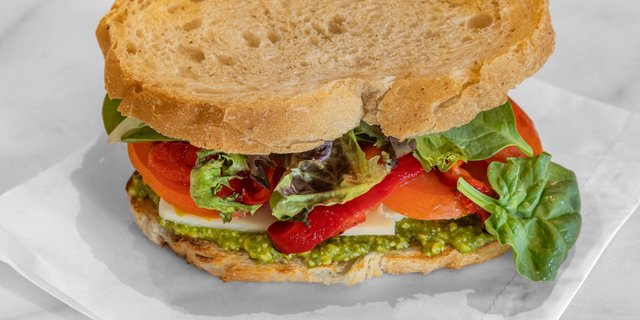 Cheesy Pesto Sandwich
