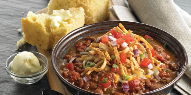 Family Chili & Cornbread
