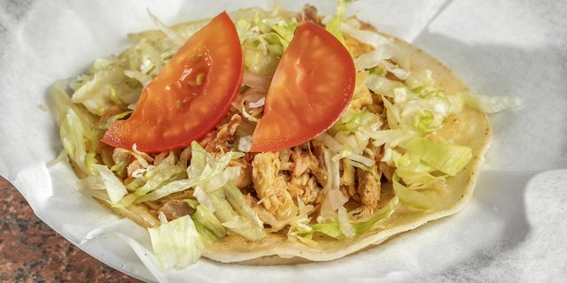 5 Tacos w/ Flour Tortillas