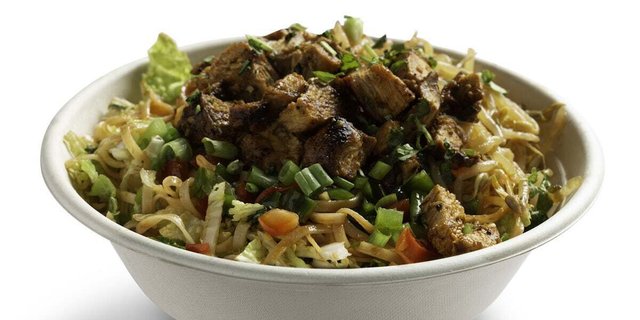 Spicy Thai Chicken & Noodles Bowl