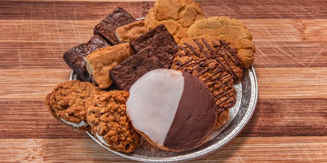 Dozen Cookies