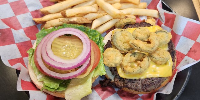 Fried Jalapeño Burger