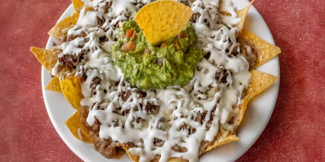 Nachos w/ Meat