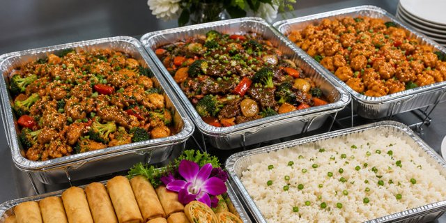 Deluxe Dinner Set Package For 35-60