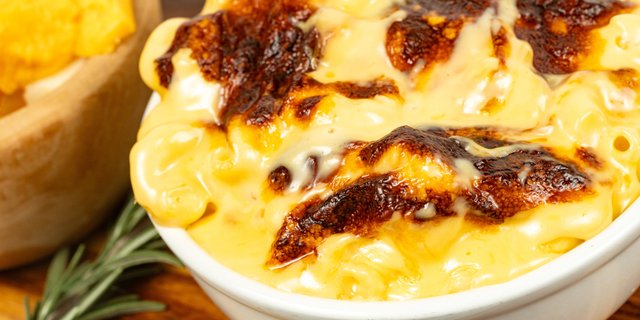 Homemade Mac & Cheese