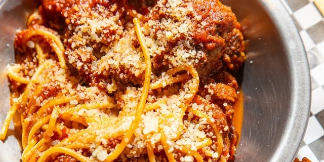 Spaghetti & Meatballs