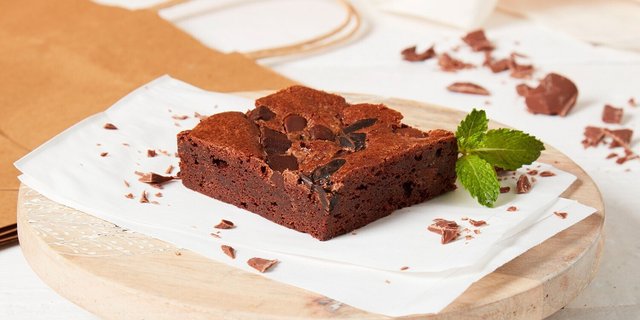 Fabulous Chocolate Chunk Brownie