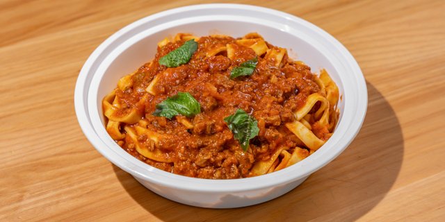 Fettuccine Bolognese