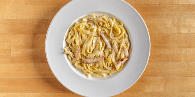 Fettuccine Alfredo