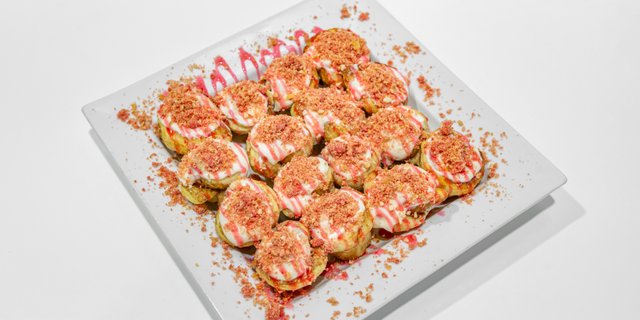 Topped Bite-Sized Cinnamon Rolls