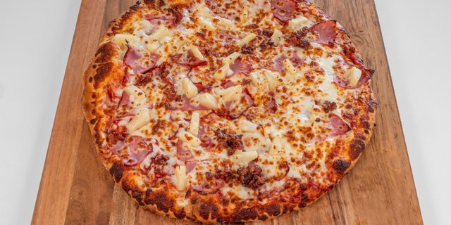 Hawaiian Pizza