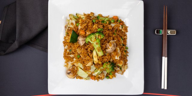 Vegetable Fried Rice (23oz)